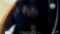 Dos mujeres, intoxicadas al incendiarse la vitrocerámica y la campana de la cocina de su casa en Sevilla