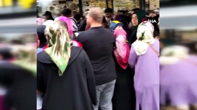 Mağazadaki indirim ortalığı birbirine kattı! Çevik kuvvet geldi: O anlar kamerada