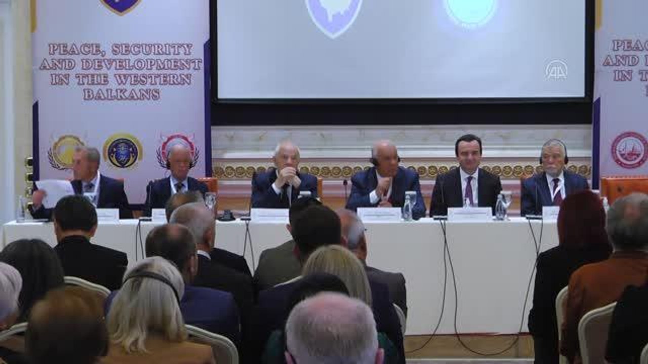 Kosova'da "Batı Balkanlarda Barış, Güvenlik ve Kalkınma" konferansı düzenlendi