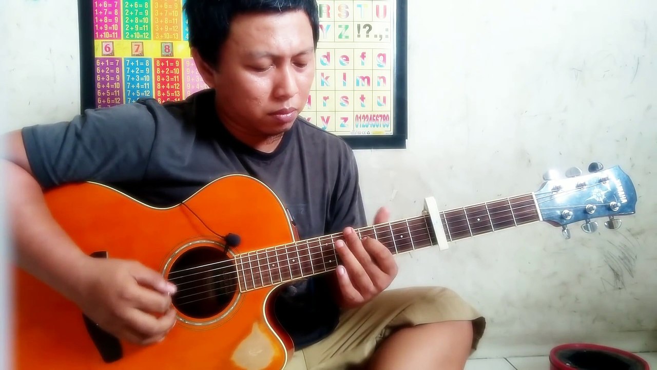 QUEEN - Love of My Life (guitar solo cover)