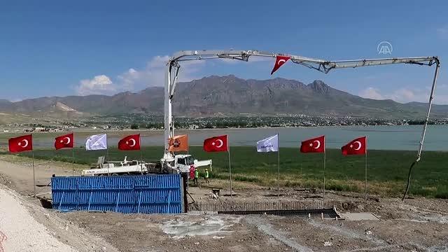 Bakan Karaismailoğlu, Van'da Çevre Yolu Temel Atma Töreni'ne katıldı