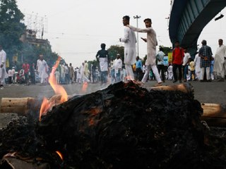 West Bengal Clashes: Notice issued to Furfura Sharif
