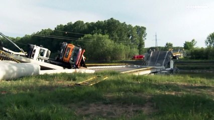 В Румынии обвалился мост