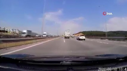 TEM otoyolunu savaş alanına çeviren kazanın kamera görüntüleri ortaya çıktı