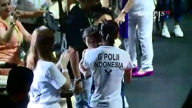 Tangis Greysia Polii dan Pelukan Hangat Apriyani di Acara Perpisahan, Istora Senayan Bergema