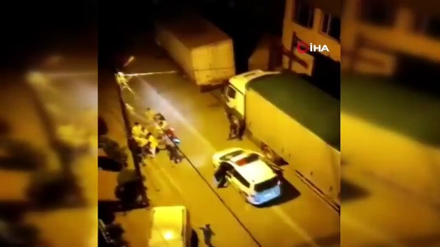 Kadına şiddet iddiası komşuları sokağa döktü