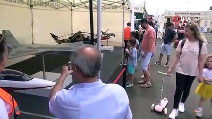 Türk savaş uçağı, İHA, helikopter ve jetlerin maketleri Tekirdağ'da sergileniyor