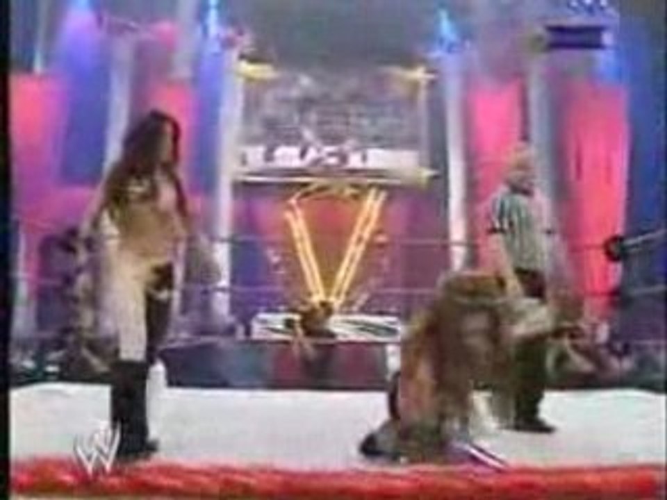 Candice vs Melina