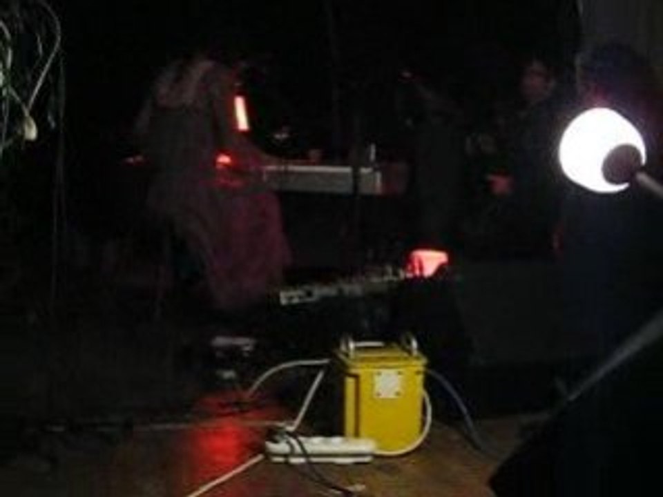 Kria Brekkan @ Grrrnd Zero - Lyon 10/03/08 #3