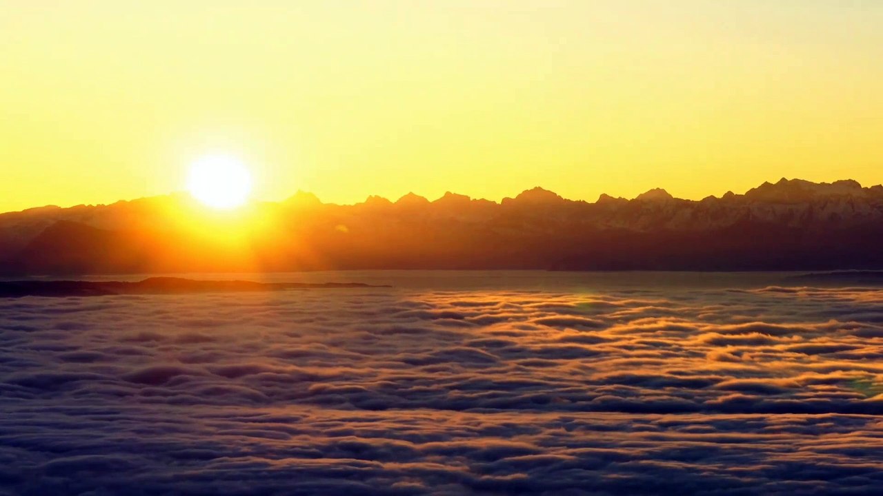 Sunrise Morning | sunrise over white clouds | Matahari Terbit di Atas ...