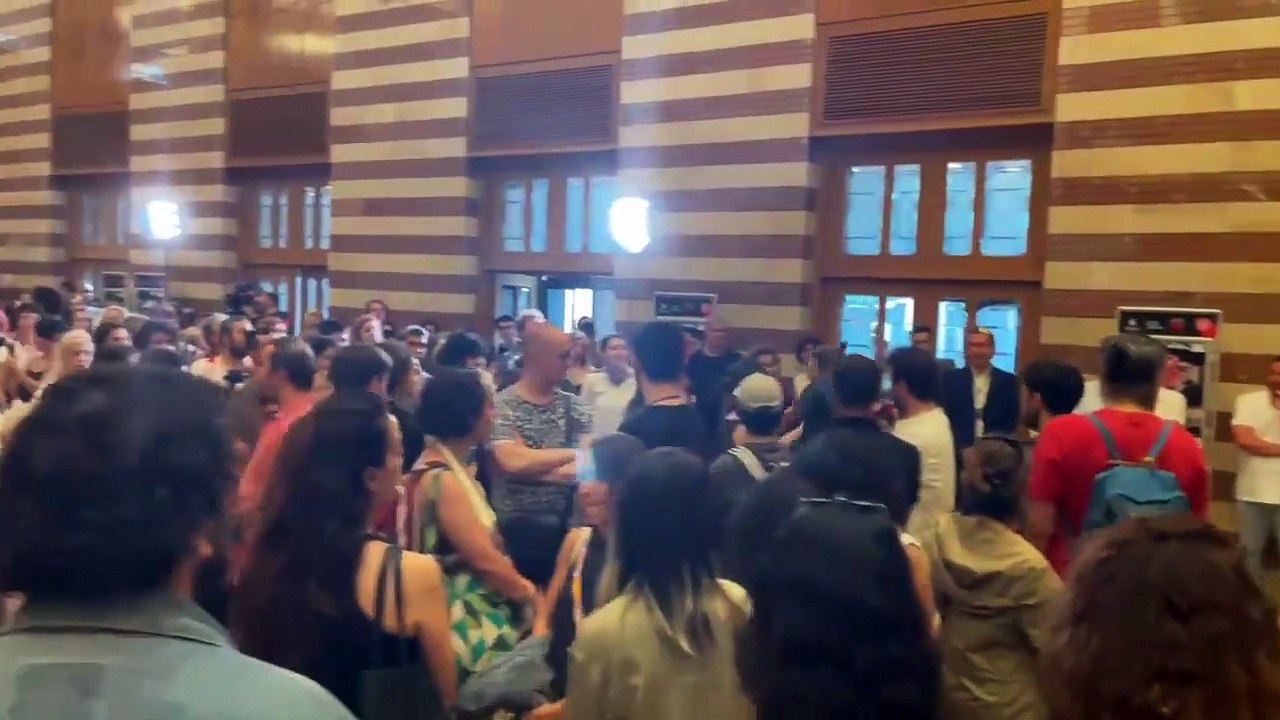 Uluslararası Doğaçlama Dans Festivali'nin açılış performansı viral oldu
