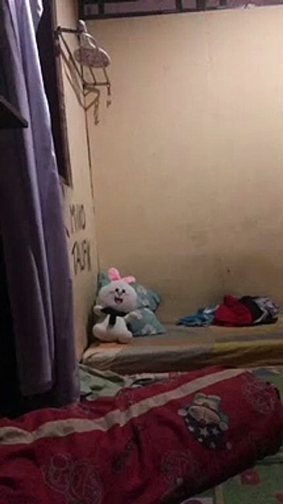 Viral boneka setan di kamar kost