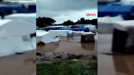 Bursa'da sağanak; mevsimlik işçilerin çadırlarını su bastı