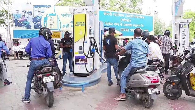 Petrol Diesel Price :10 साल के रिकॉर्ड स्तर पर पहुंची Brent Crude Oil की कीमत, क्या महंगा होगा तेल?