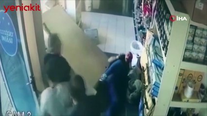 7 kişi sopalarla boksöre saldırdı! Dehşete düşüren anlar kamerada!