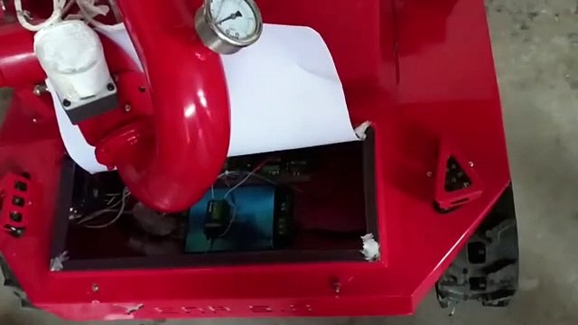 Ahmedabad : फायर रोबोट में ब्लास्ट से एक कर्मचारी घायल Video