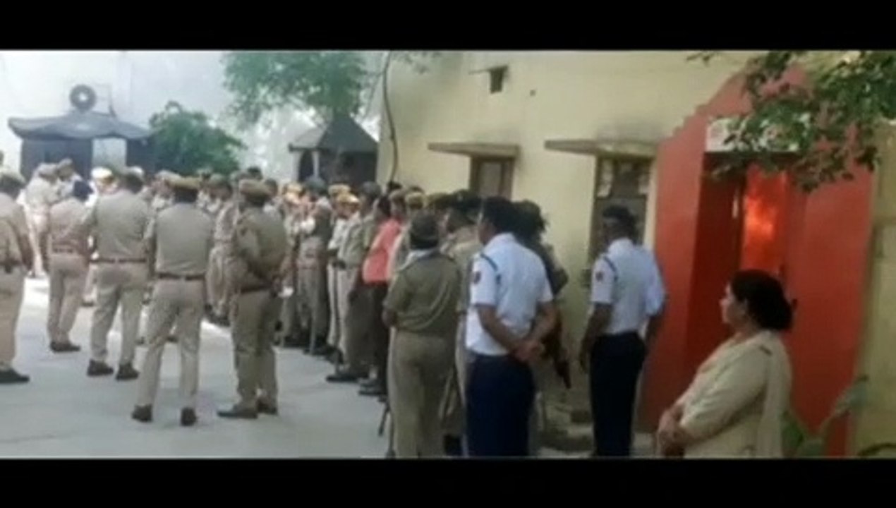 searchमूसेवाला की हत्या के बाद चल रहा अलर्ट, जेल में चलाया सघन सर्च अभियान