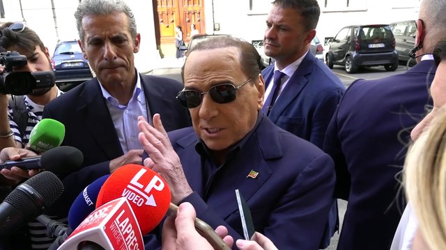 Referendum, Berlusconi al voto: Vogliono boicottare il voto, legge Severino va affossata