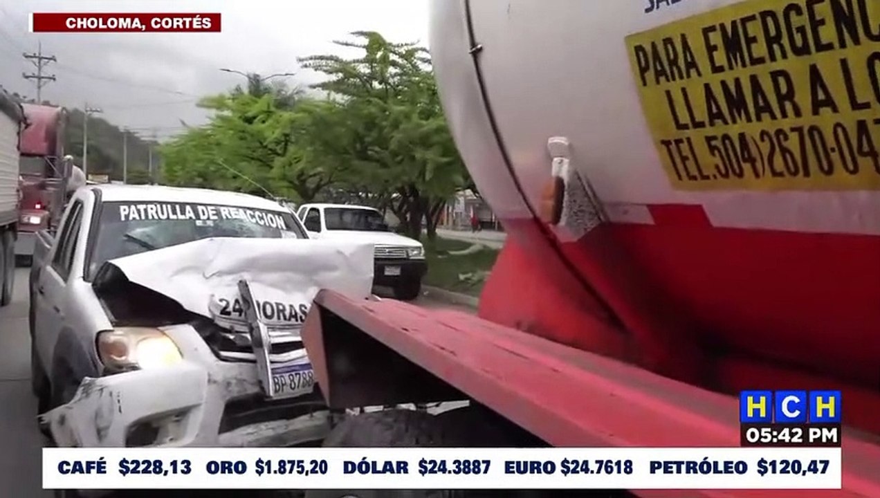 Accidente vial deja pérdidas materiales y congestionamiento vial en Choloma, Cortés