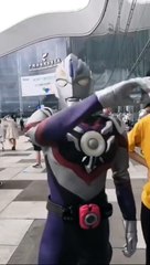 setelah jalan jalan, ultraman pergi mancing