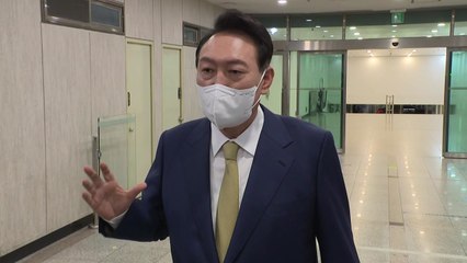 尹, 北 방사포 발사 속 영화 관람? "미사일 아냐...필요한 대응" / YTN