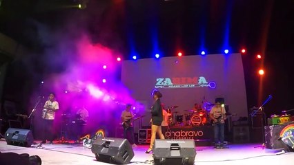 AURA PARAMITHA KEHADIRAN CINTA