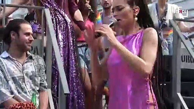 Roma, Elodie conquista il Pride: Abbiamo tutti gli stessi diritti, viviamo con amore non con odio