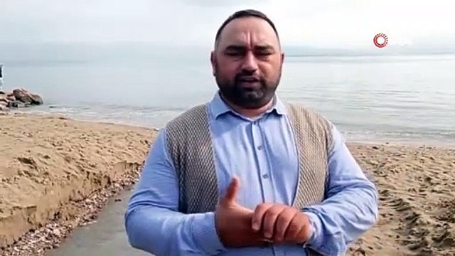 İzmit Körfezi siyaha büründü