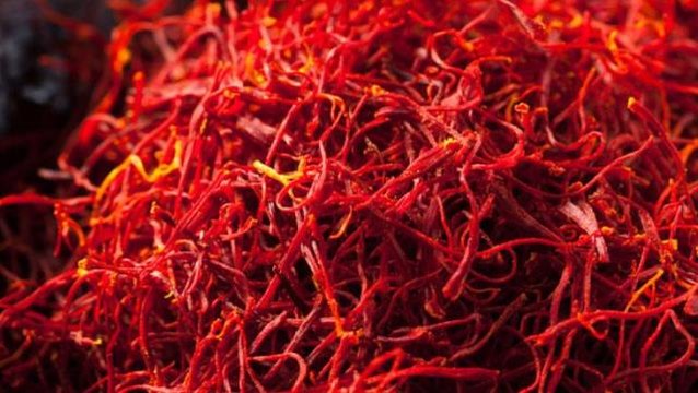 Cinsel gücü artırıp, süper afrodizyak etkisi yaratıyor! İşte safranın müthiş faydaları