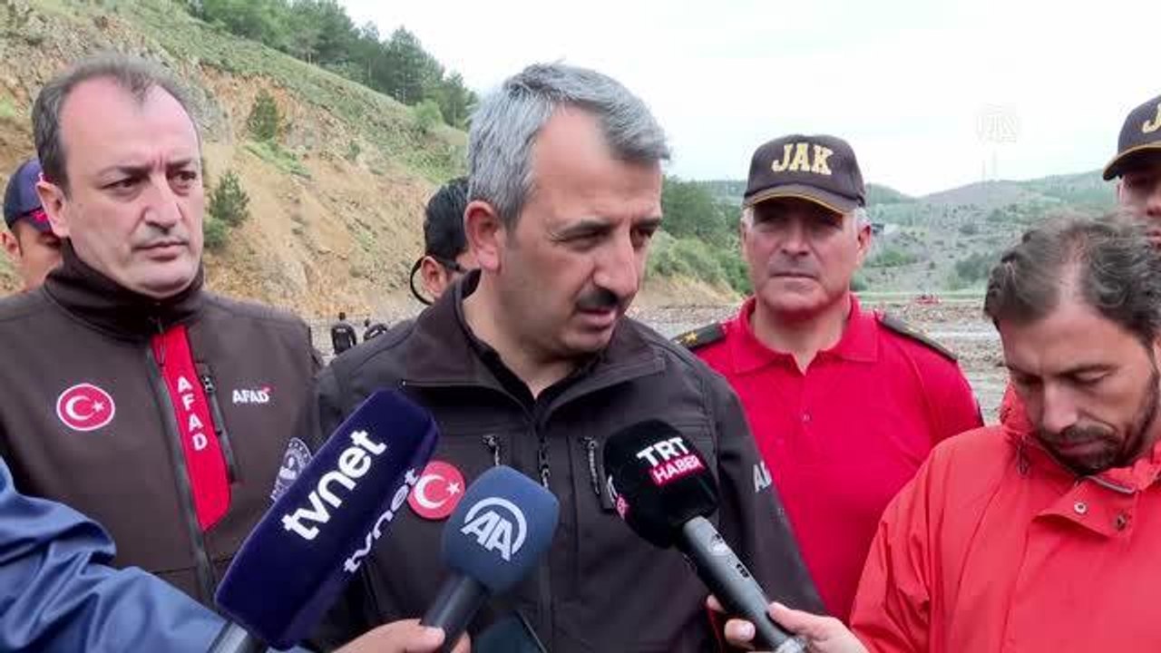 AFAD Başkanı Sezer, Çubuk 1 Barajı'ndaki arama-kurtarma çalışmalarını inceledi Açıklaması