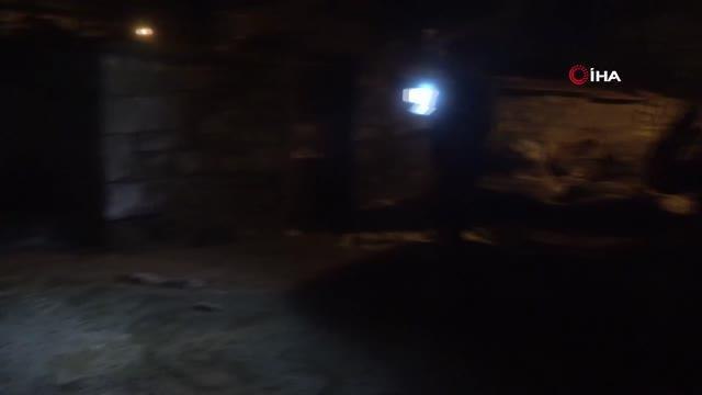 Yarım metre dolu yağdı... Yaz ortasında yağan dolu hayatı felç etti