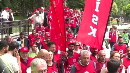 DİSK'ten "asgari ücret arttırılsın" talebi