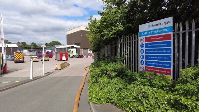 Resident speaks out as major fire breaks out in Nechells Birmingham at Smurfit Kappa warehouse
