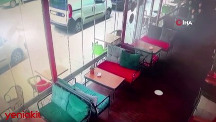 Polisten kaçarken kafeye daldı! Feci anlar kamerada