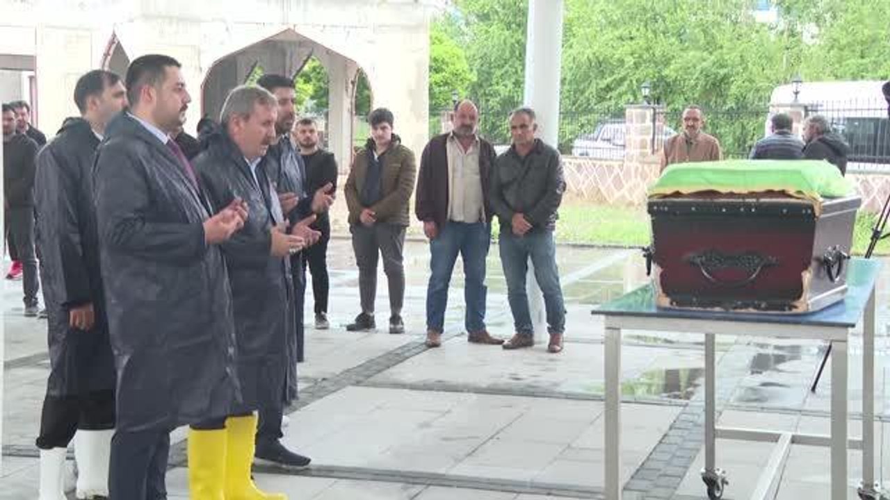 Ankara'daki selde hayatını kaybeden Muhammed Şahin son yolculuğuna uğurlandı