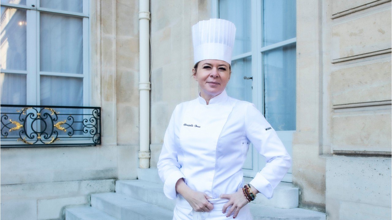VOICI : Le meilleur pâtissier : qui est Christelle Brua, cheffe pâtissière de l'Élysée et membre du jury ?