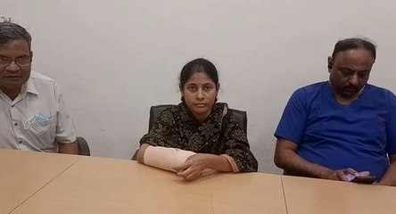 সুস্থ হয়ে বাড়ি ফিরলেন কেতুগ্রামের গৃহবধূ রেনু |OneIndia Bengali