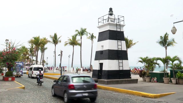 Centro descuidado, vandalizan emblemático Faro del malecón | CPS Noticias Puerto Vallarta