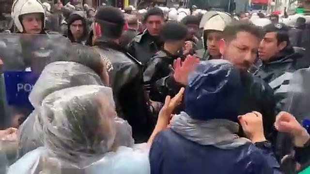 Polis memuruna yumruklu saldırıya CHP'den ilk tepki: Kabul edilemez