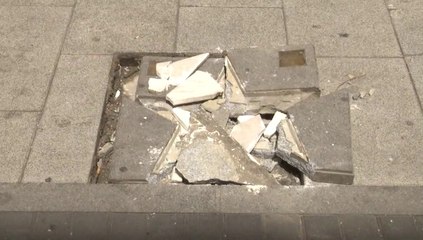 La estrella de Penélope Cruz en el 'Paseo de la Fama' de Madrid aparece rota