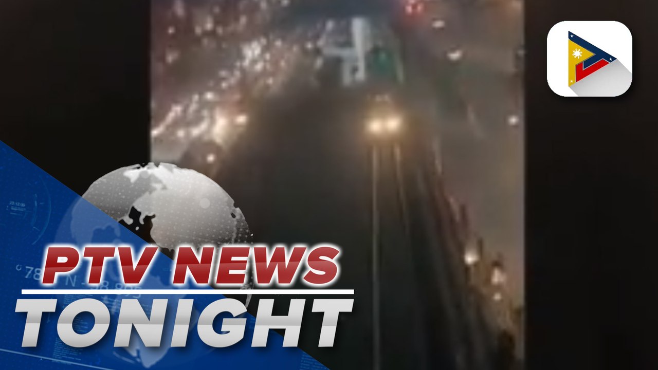 MRT-3 temporarily suspends operations after 2 men fell on tracks