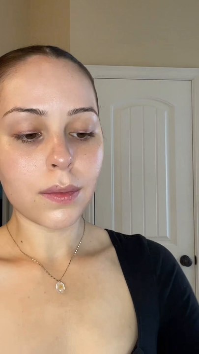 J. Lo Glow Hack From Her Makeup Artist