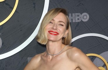 Naomi Watts se livre sur sa ménopause précoce