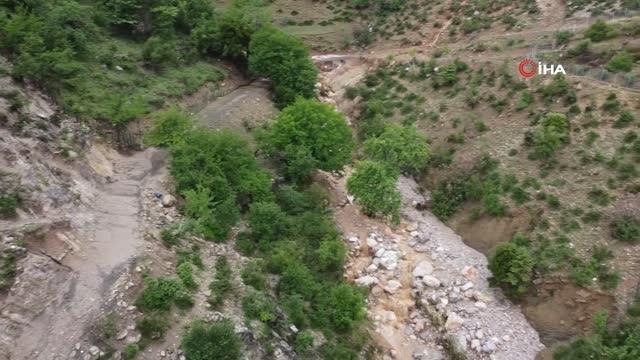 Adana'da afetin büyüklüğü havadan görüntülendi