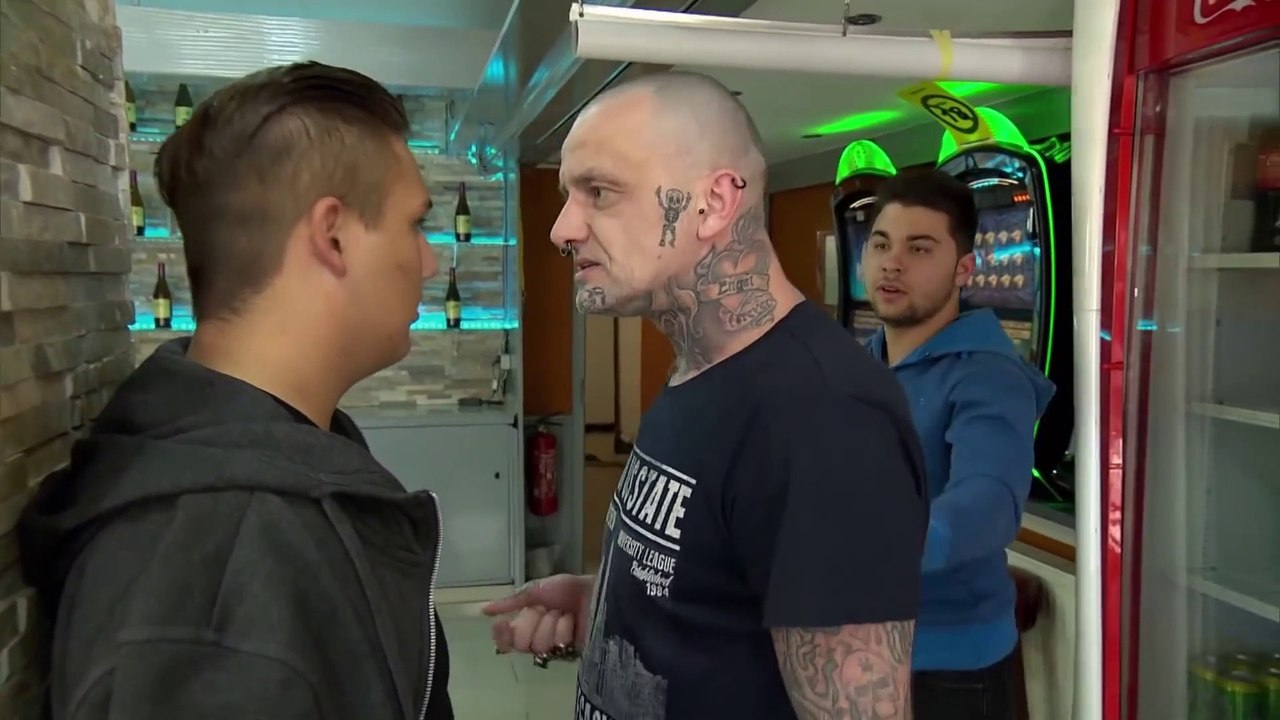 WILDER DREIER MIT GLATZENBERD - Hilf mir! #2