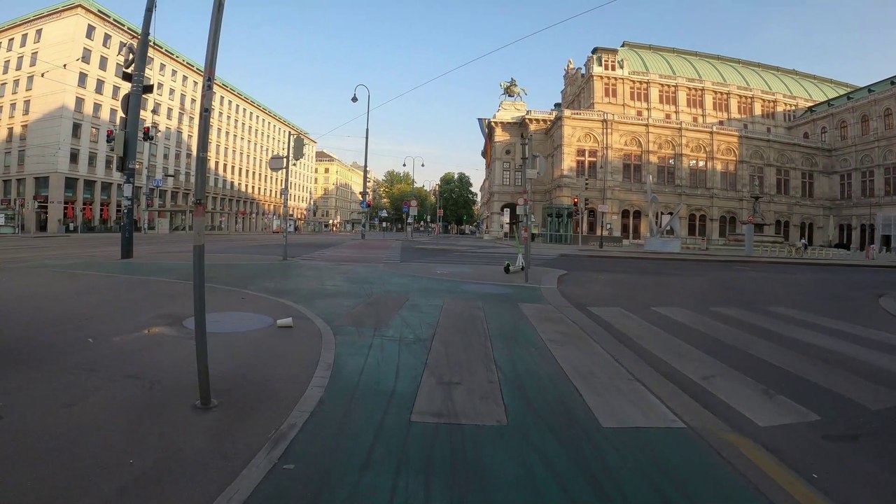 Vienna * Wien: Tour de Ringstraße frühmorgens