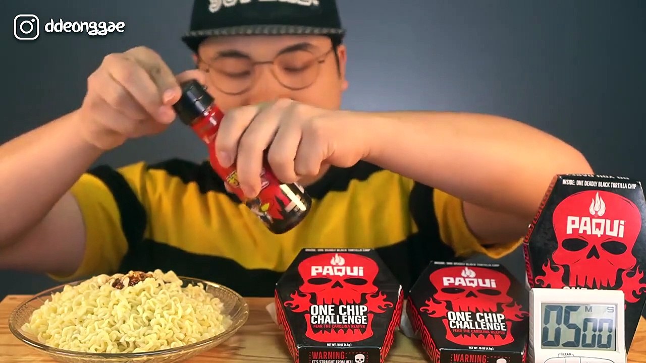 Mukbang/Asmr Mie Pedas Nuklir Dan Satu Keping PAQUI