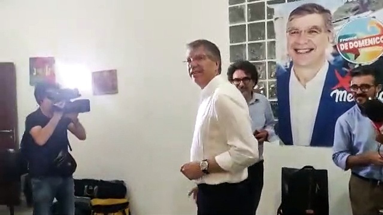 Franco De Domenico candidato del centrosinistra, dopo la vittoria al primo turno di Federico Basile