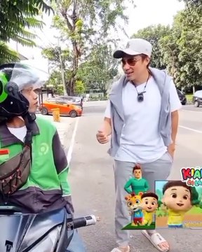 Ojek online menangis dapat rezeki dari baim wong untuk hadiah ulang tahun istrinya