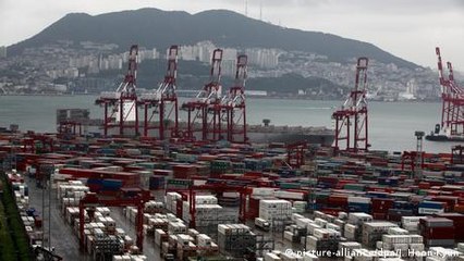 Truckers' strike hits South Korea